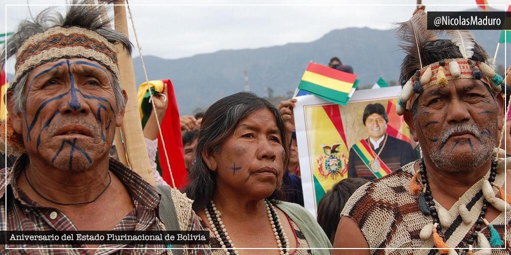 ¡Celebramos el Día del Estado Plurinacional de Bolivia! Proyecto que reivindica la lucha por los derechos de nuestros pueblos originarios, víctimas hoy del fascismo. Más temprano que tarde, este sueño volverá hecho millones junto a nuestro Jefe Indio del Sur, <a href="/evoespueblo/">Evo Morales Ayma</a>.