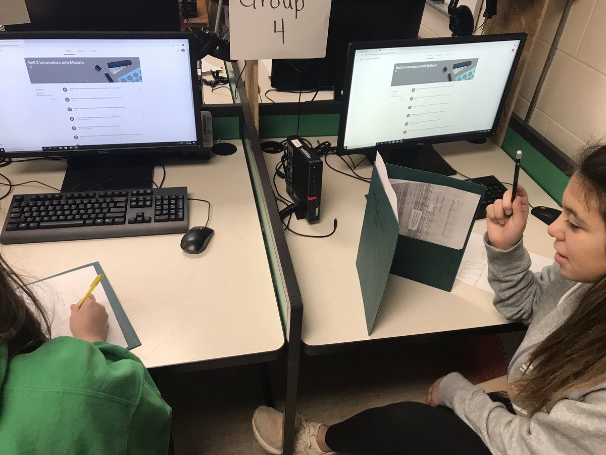havroncl21's tweet photo. New semester- new IM students learning communication skills by mirror image drawing. #loveteamwork @hjswildcat @SLSDSuper @GO_RealLife @PLTWorg https://t.co/RVupC1clld