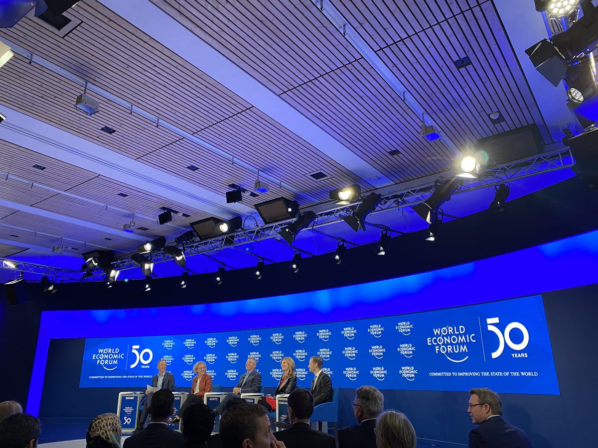 StefanoScabbio's tweet photo. #futureforworkers  #wef20 Alliance between business and public service in France for a plan to reskill &amp; upskill -already 1ml people is visiting the platform in 2 months  #learnability https://t.co/4T9pw1msSs