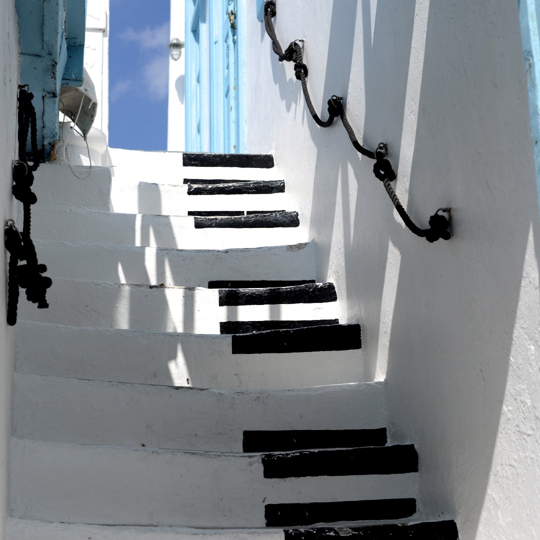 pimfmusiccamp's tweet photo. Seeing practice reminders everywhere.
#pimf #piano #stairs #practice #youthorchestra #pianolessons #thanksbrain #practicemakesperfect #musicislife https://t.co/jYEDhFGlSJ