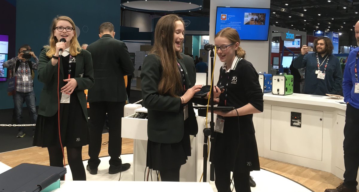 AlbionComputers's tweet photo. Join pupils from @bohuntschool as they rock Bett with #iPadBand. From 13:45-14:15 today at #Bett2020 only on stand #SK34. https://t.co/nDRTDsOcYD