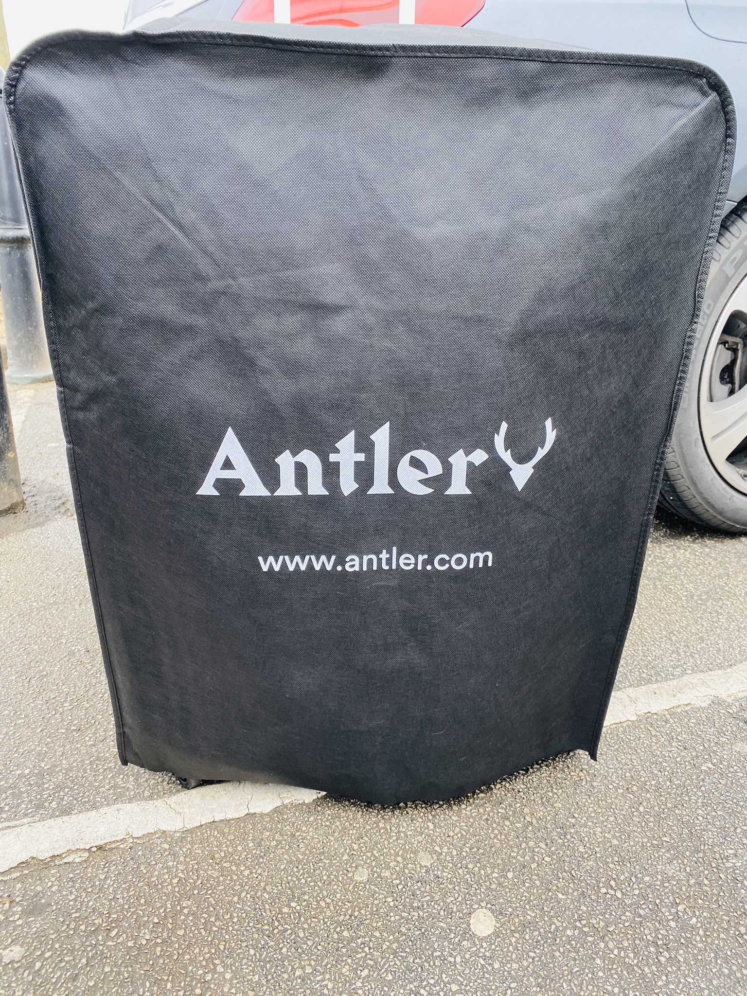 tripp luggage cheshire oaks