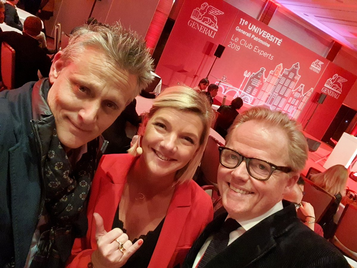 PaoliCGPI's tweet photo. 📆#Day1 🇳🇱#Amsterdam 2020

⚡#HereWeGo /@OlivierSamain déclare ouverte 🏁 la 11e Université #ClubExpertsCGP @generalifrance face au 🔝 200 🇫🇷

🎤@HuguesAubry :
《Le ❤ de nos #strategies⁉️
Tirer parti de nos atouts,VOUS, pour surrounder &amp; accélérer notre #croissance durablement》 https://t.co/7pe75cyReH