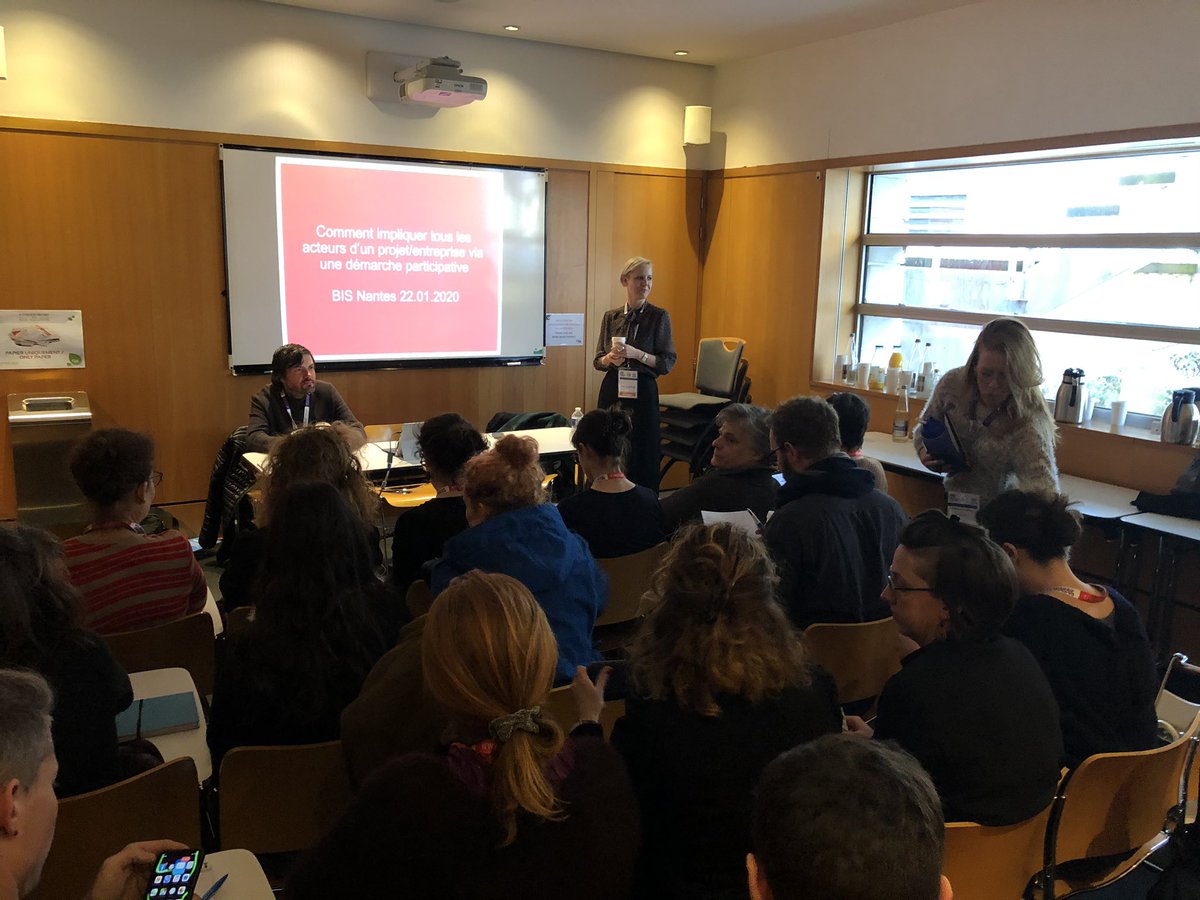 ALDesgris's tweet photo. Tout ce que vous avez toujours voulu savoir sur la demarche participative #SmartInProgress : c’est maintenant avec @EmilyLecourtois et @spaule aux #BIS2020 @BIS_Nantes #cooperation #DemocratieEconomique https://t.co/2dNGZAbIsY
