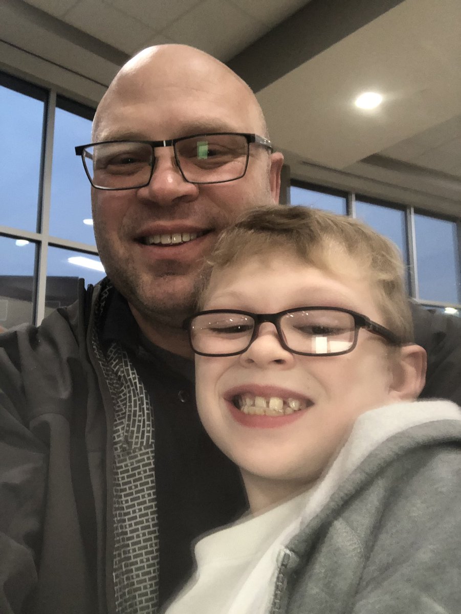 HelpingEzra's tweet photo. “Donuts with Dad” what a great event!  Ezra loved ❤️ it.  What a great 👍 and amazing school we have. #helpingezra  #gouldsyndrome @MahaffeyKISD https://t.co/nEsBFwL3uO