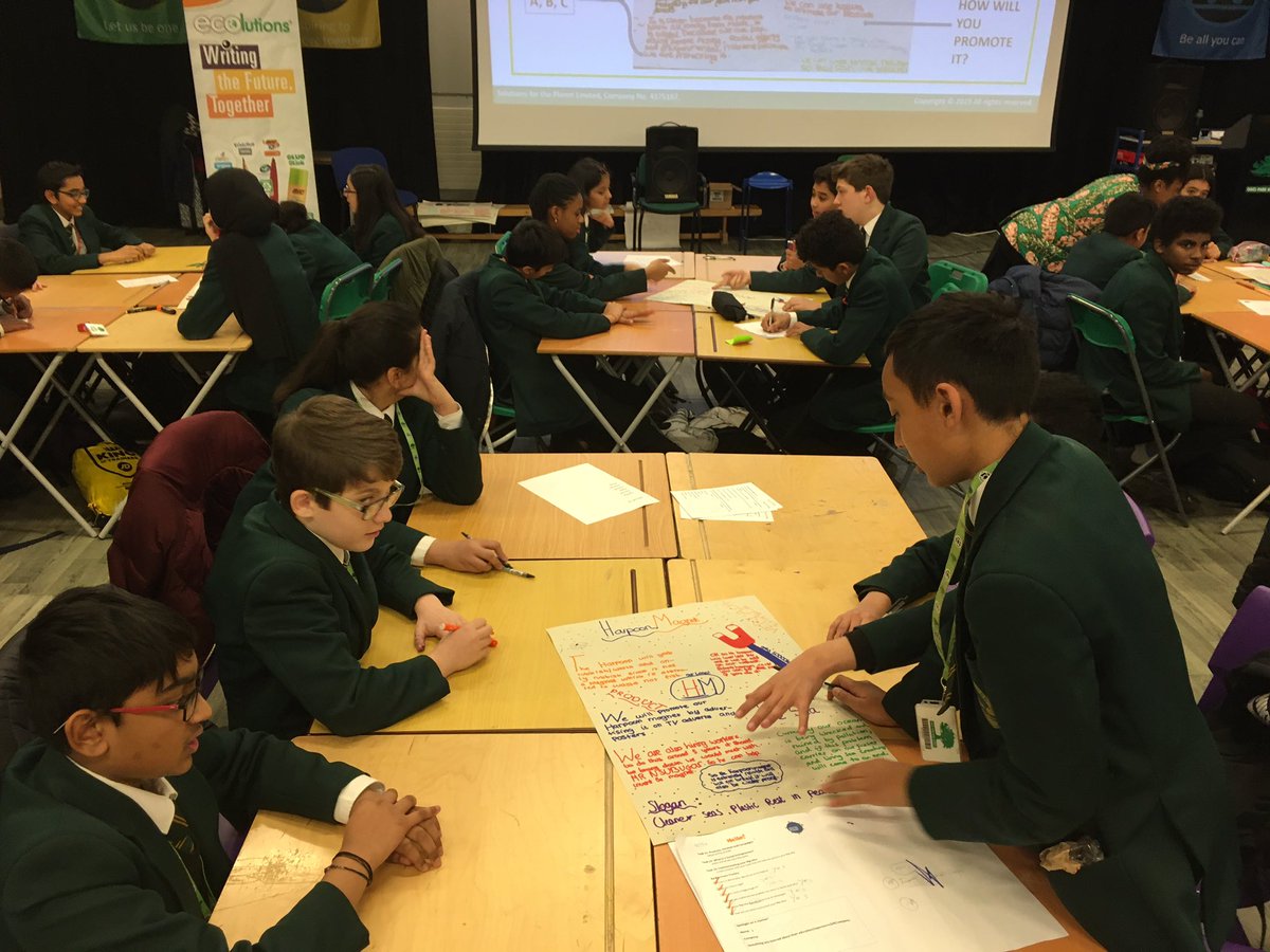 KateS4TP's tweet photo. So excited to hear @S4TP_BigIdeas #BigIdeas from @OaksParkHighSch Day 2! Fantastic mentors from @TarmacLtd supported by @SGN and @IGEMGi #Sustainability #bigideas2020 https://t.co/2hdcQx2UxC