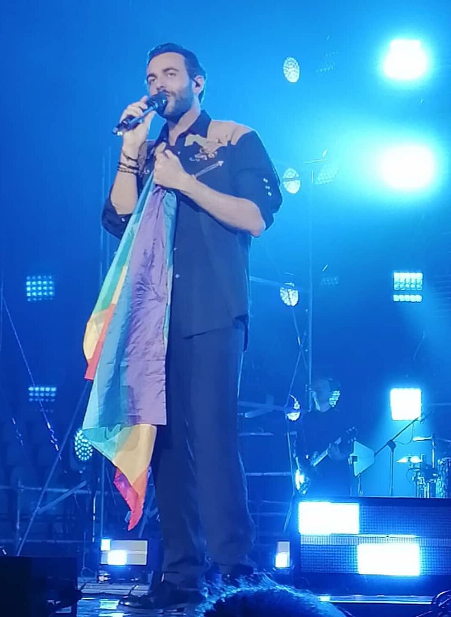 Asia_cats's tweet photo. Roma,due mesi fa💗✨💗✨💗✨💗✨💗✨💗✨💗✨💗✨💗✨
#mengoni #marcomengoni #atlanticorewind #Atlantico #mengonilive2019 https://t.co/n3qXBibGum