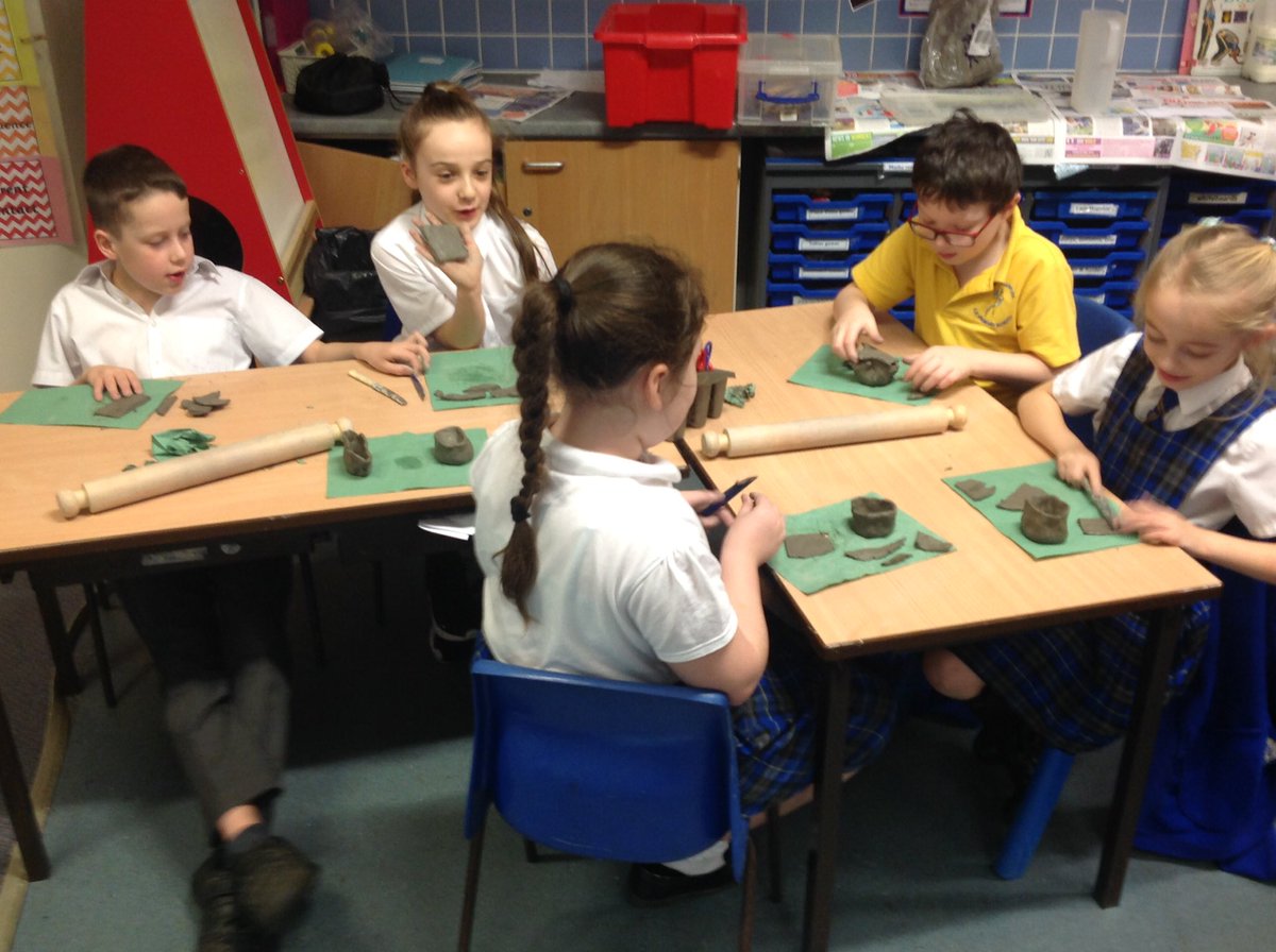 CanonYearFour's tweet photo. Year Four are trying out different clay techniques to make Saxon homes. #Cornerstones #year4 #saxons #traidersandraiders https://t.co/SJolRELDUz
