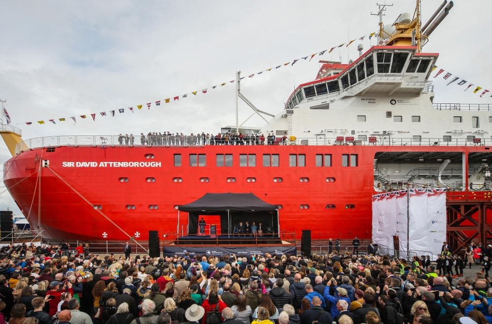 CammellLaird's tweet image. The #RRSSirDavidAttenborough has achieved an important milestone at Cammell Laird – fully operating on her own power for the first time. #EngineeringIsGREAT #ScienceIsGREAT 

Read more: clbh.co.uk/project-news/r…