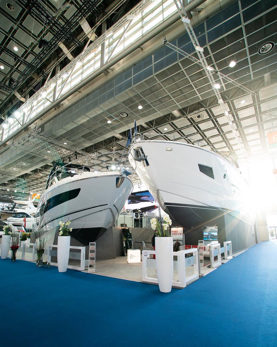 SunseekerLondon's tweet photo. The Sunseeker stand looking dramatic as always, come and see me until 26th January 2020 at Düsseldorf Boat Show 2020! https://t.co/4rjp36CpLs