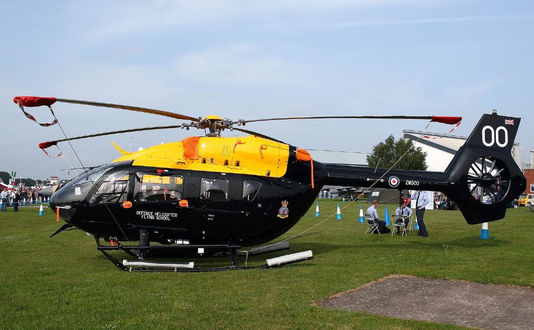 scramble_nl's tweet photo. More H145M Jupiter helicopters for UKMFTS. Read more at https://t.co/f2GvZQB4rn (photos Simon Butler and RAF)
#Avgeek #Aviation #AirbusHelicopters #H145M #JupiterHT1 #UKMFTS #RAFShawbury https://t.co/w2jErBN4kH