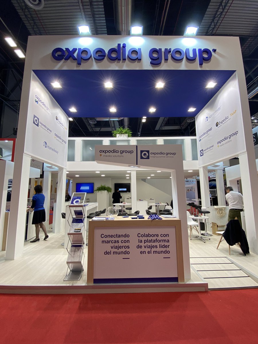 elsanto_es's tweet photo. Arrancamos #FITUR2020 con la entrega del Stand de @ExpediaES 

¡Buena feria a todos, compañeros! https://t.co/aT2PfIfYGX