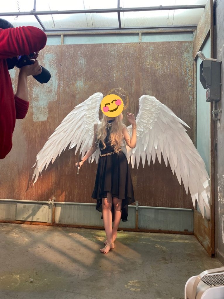 Gari0703's tweet photo. 날개 때문에 넘 힘드럿다 우리엘 진짜 오래 걸렷소 두분 다 고생하셨읍니다~ https://t.co/Ylq4mTGPX4