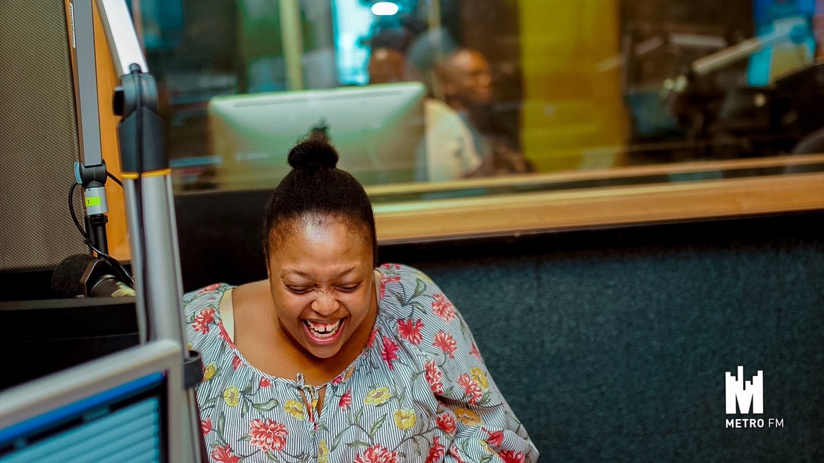 KOTWRadioSA's tweet photo. #TheKingsSuite #HotBox its @akaworldwide facing the heat on the #FeesForALLMegaConcert call 0891103377 to comment @SPHEctacula @DJNAVES https://t.co/xBMKBUrNjd