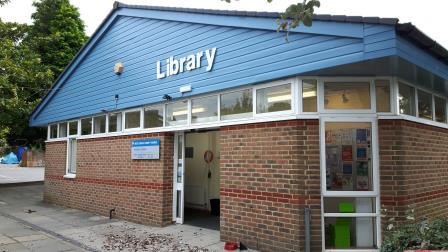 WSCCLibraries's tweet photo. Exciting news! #HenfieldLibrary is receiving new shelving, fresh paint and a larger children’s area in a full renovation. It will be closed Mon 27 Jan - Wed 5 Feb, but the doors will still be open at all other #WestSussex libraries. https://t.co/UVhj4V2uOQ @HorshamDC @HenfieldHub https://t.co/i6nTuYoU2M