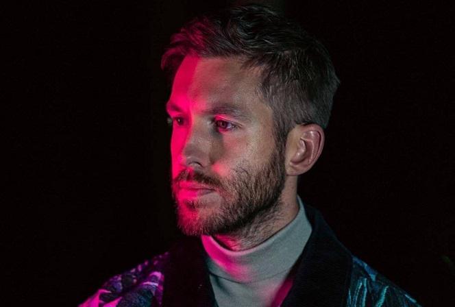 Calvin Harris oznámil 2 nové singly a škádlí novým projektem.
Sliboval něco nového a je to tady. Už tento pátek odhalí Calvin svůj nový projekt (Love Regenerator) a vypustí hned 2 nové singly které se jmenují „Hypnagogic (I Can't Wait)“ a „CP-1“.