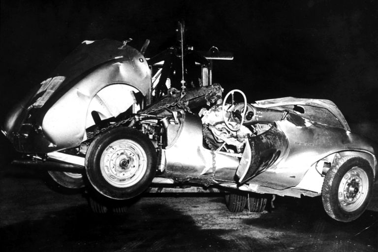 #14James Dean’s car curseIn September 1955, James Dean was killed in a horrific car accident whilst he was driving his Porsche sports car. After the crash the car was seen as very unlucky.a) When the car was towed away from accident scene and taken to a garage, the engine