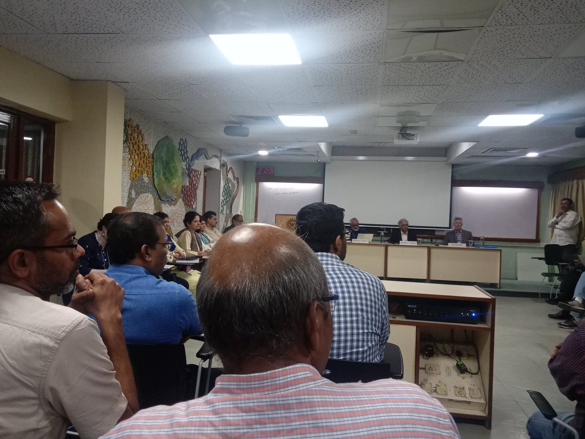ccmb_csir's tweet photo. 2 days of life scientists from @CSIR_IND and others from #Hyderabad with delegates from @institutpasteur to explore establishing Pasteur unit/centre in the city. This is a potential leap in global science bringing mutual interests together. https://t.co/39zdXcRg9v