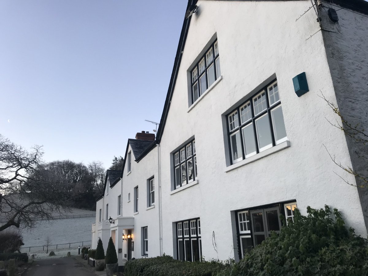 millenddevon's tweet photo. The Mill End Hotel looking particularly picturesque on a cold and frosty morning...

#frosty #cold #winter #dartmoorwinter #devonwinter #itscoldoutside #frostymorning #wintersmorning #millend #millendhotel #dartmoor #discoverdartmoor #beautifulhotel #cosyhotel #hotelhideaway https://t.co/3D1oIQvDTJ