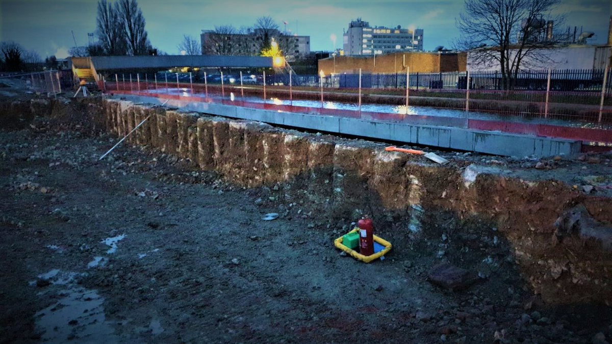plantnappy's tweet photo. When everyone else has gone home, the Plant Nappy stays behind, in all weathers, protecting the environment from leaks and spills #environment #spillcontrol #constructionuk https://t.co/087vX5hhE7