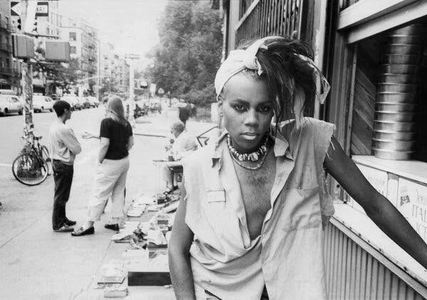 ItsAboutRuPaul's tweet photo. The 80's 💜 @RuPaul https://t.co/1zpJVrbCgk