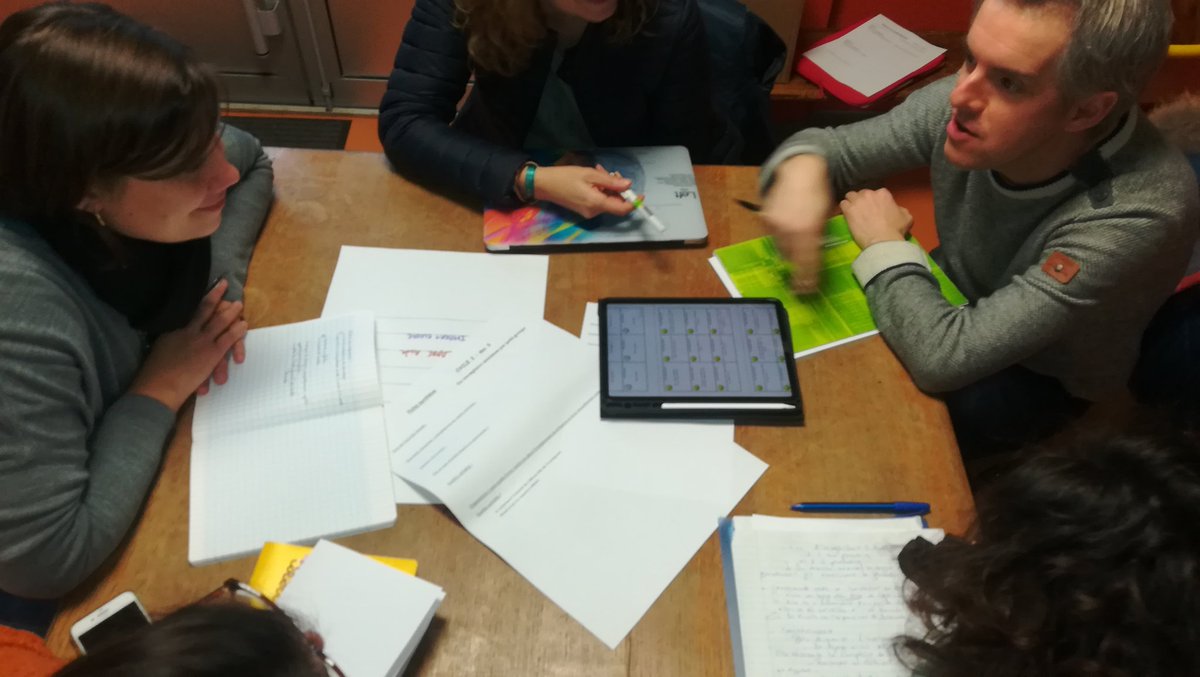 ELargente's tweet photo. Une matinée pédagogique organisée par la DDEC 64 où les enseignants de CP CE1 CE2 se sont retrouvés à Largenté pour travailler sur la fluence et la compréhension en lecture et langage oral.... Merci à l'équipe de préparation, Xalbat et Elizabeth de favoriser ces échanges pro ! https://t.co/TzE0sLy1K1