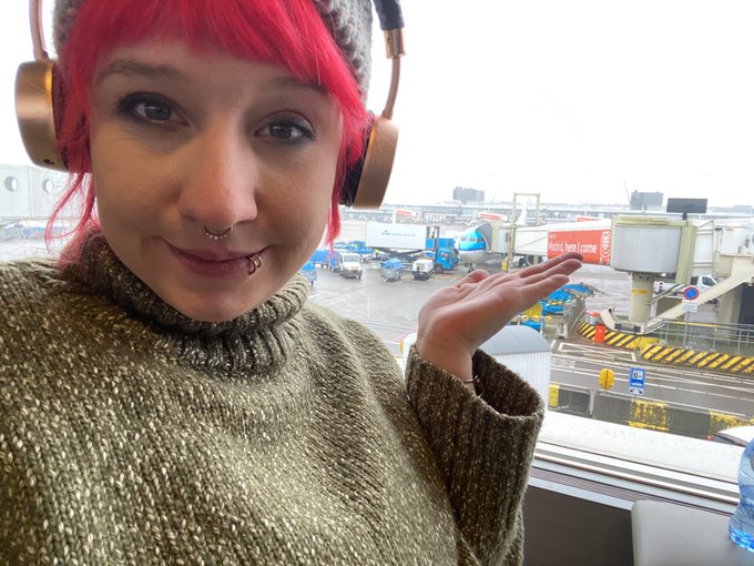 On my way to Prague! Shooting a super special scene with @Sabien_DeMonia https://t.co/S9a0NXZgVt<a href="/tag/mugmugmug"class="tags"><span>#mugmugmug</span></a>