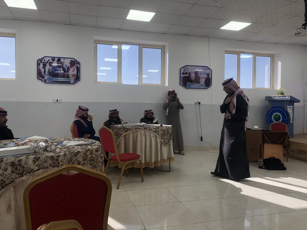 Sciencehfr's tweet photo. أقام قسم العلوم بإدارة تعليم حفر الباطن ورشة عمل بعنوان "تحليل نتائج الطلاب للفصل الدراسي الأول " للمرحلة الإبتدائية https://t.co/bPYywrSHPM