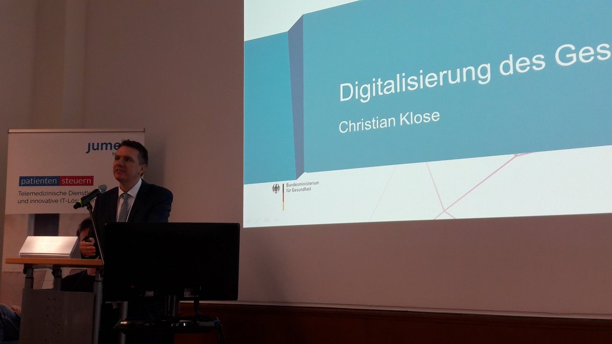 Lyrikkauz's tweet photo. Christian Klose @BMG_Bund: "Weil die #DiGAV so polarisierend ist, haben wir das wohl ganz gut getroffen und ausbalanciert." #diga #eHealth @BMC_eV #bmc2020 #bmck20 https://t.co/AANF1E9z72