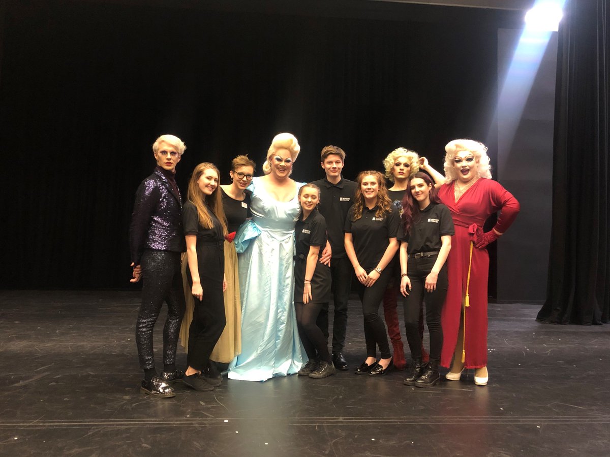 Yesterday was 'International Hug Day' and we couldn’t have celebrated it better than with 'The Magnificent Nina West Show' last night. Thank you to @glitterbomb @NinaWest <a href="/felixlefreak/">Felix Le Freak</a> <a href="/DonnaTrump/">Donna Trump</a> <a href="/notreallymagic/">Magic Adam</a> Please come again! So much love in the Mumford last night <3