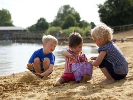 lovingcotswolds's tweet photo. In our '#101 reasons to love the #Cotswolds' feature we've brought together heaps of useful information on some wonderful places to visit, including @CotswoldWaterPk @birdland_ @giffordscircus  (and 98 more!)   https://t.co/BFgsfaPBzq https://t.co/OLW2zzosKL