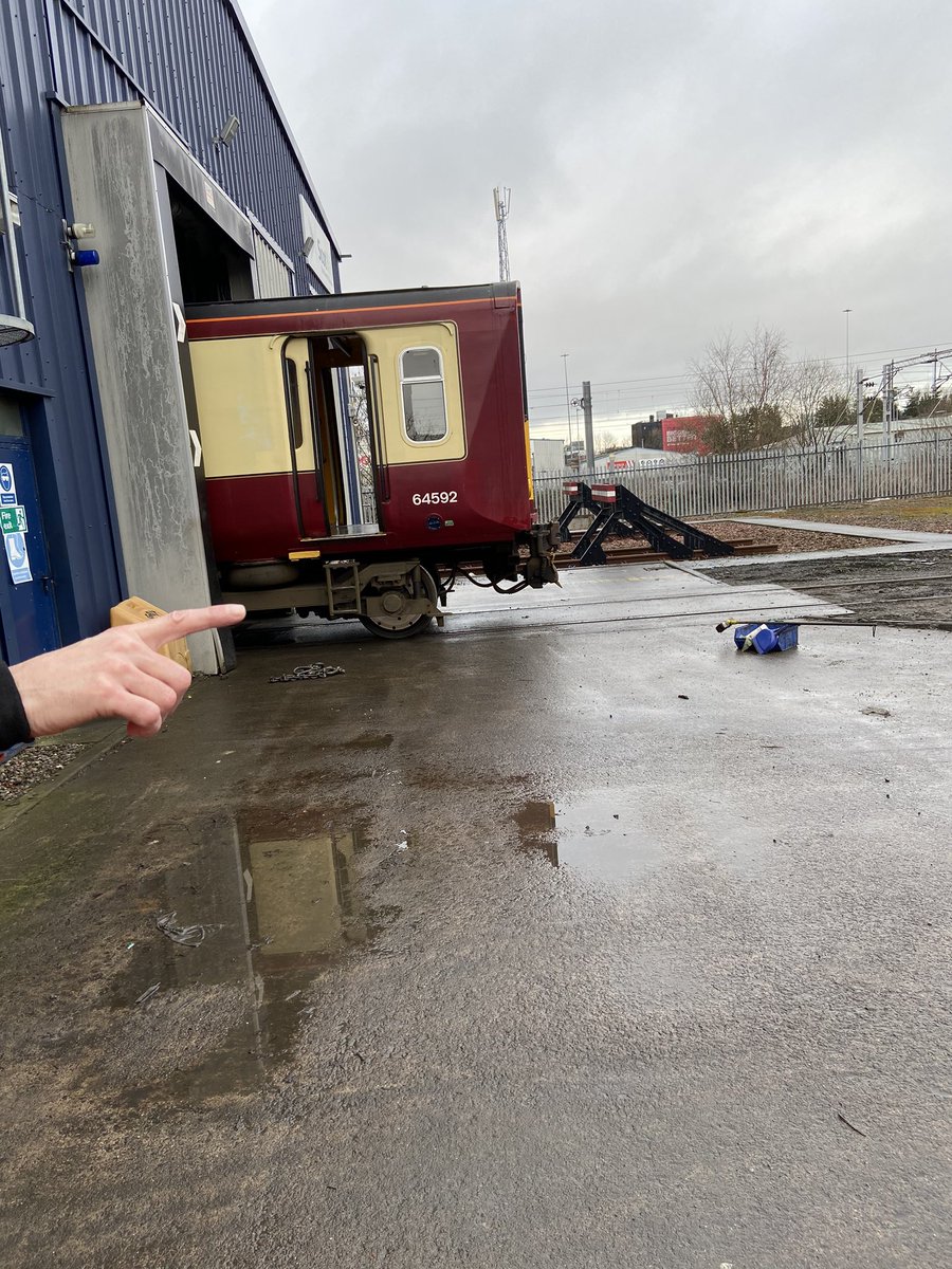_danmcwilliams's tweet image. And, as wee start our careers in the railway, it’s the end for the #class314. We were lucky enough to be here at Shields Depot as it was preparing to leave for scrap. We said our goodbyes as this train really did terminate here. #GBNF #apprenticesontour @ScotRail