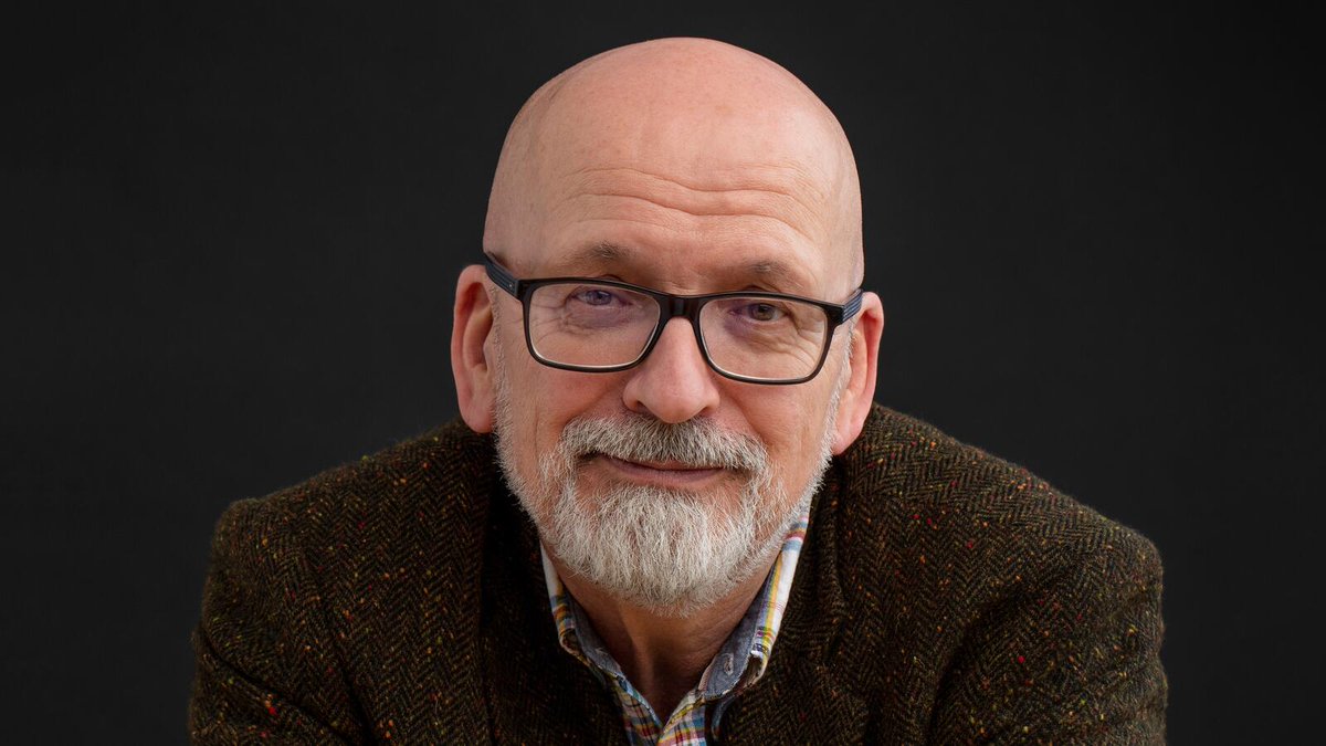 Tune in at 3pm when,@JaniceForsyth talks to one of Ireland’s best and best loved writers, #RoddyDoyle!