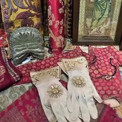 History of Textiles in Fashion. Hear from expert Serge Liagre of Villa Rosemaine, #Toulon supplier to museums collectors &amp; exhibitions worldwide. Book via info@LARTA.net &amp; name talk. Sat jan 25 3pm stand M18 #lartafair #antiquetextiles #costumes
