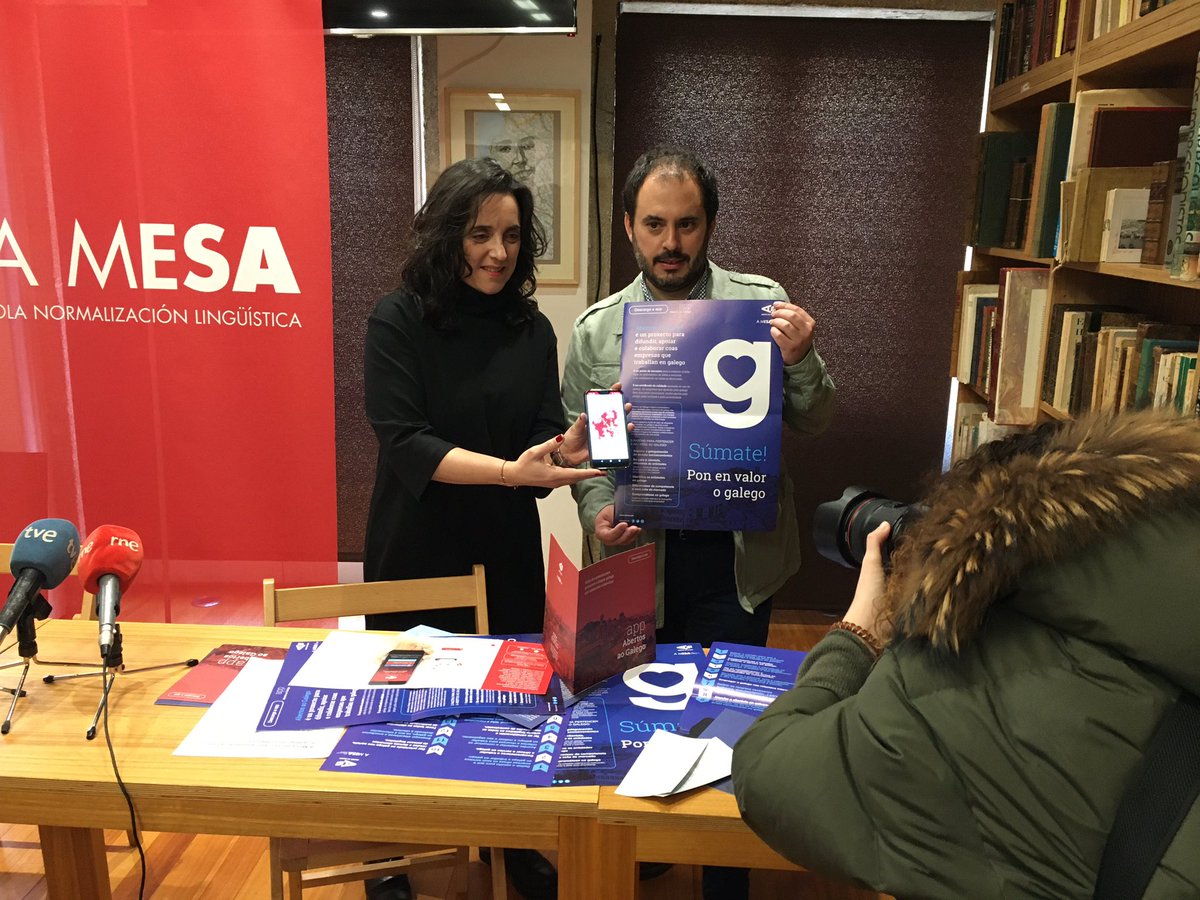 roqueduran5's tweet photo. Pinga a pinga. Promover o galego nas empresas e comercio.Boa iniciativa de @AMesa mais falta sumar todolos proxectos de fomento do galego  na empresa . Hoxe TX @rtvegalicia https://t.co/SE2M5sMcvt