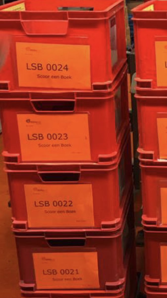 LammyKobes's tweet photo. Het unieke project ‘Scoor een boek’ voor partnership @RaboAssenND &amp; @Biblionet doorgesproken. Binnenkort ‘de aftrap’ op basisscholen, groep 5&amp;6 in  @aaenhunze @middendrenthe @Tynaarlo De leeskratjes staan klaar!  #lezenisleuk #educatie #fcgroningen #boegbeeld #samentrotsepartner https://t.co/GaY5DixvAQ