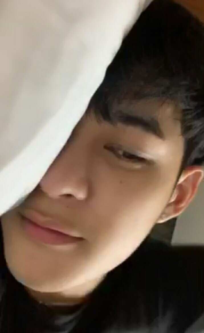 pantip52101258's tweet photo. เราต้อง Good Night เธอตั้งแต่ตอนนี้ใช่มั้ย แบบหน้าเธอ..ไปนอนเถอะจ้า #artPakpoom https://t.co/VOYJnPU3o2