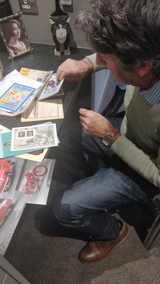 KingsLodge_ACL's tweet photo. Our wonderful retired PostMan delivers post cards to all our residents sent to us through Post Cards of Kindness. 
But what he really needs is a PostMans Satchel. @RoyalMail could you help? 
#KingsLodge #Camberley #AuraCareLiving #carehome #postcards #stamps #postman #kindness https://t.co/RP7wyWFKic
