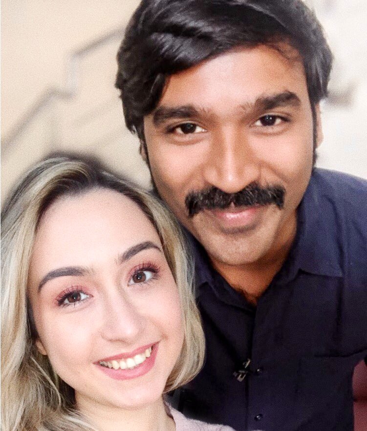 ecu_DK's tweet photo. I got new selfie with Thalaiva @dhanushkraja 💖 but as photoshop😭 I hope one day.. I can take selfie with you in real life thalaiva . My dream 😊 https://t.co/cSPPzjRQwb