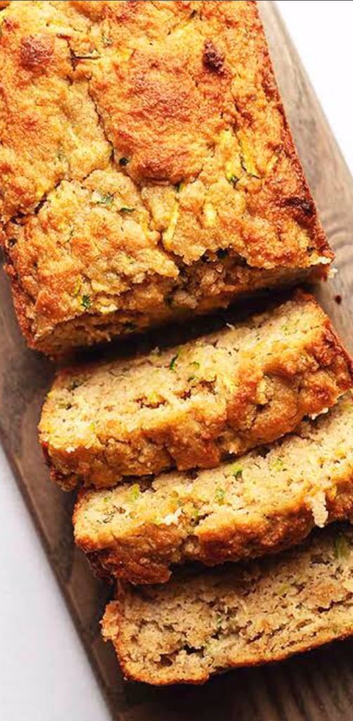 Mumbaiguru's tweet photo. Our Keto Garlic cheese loaf! It’s totally 💯😋 as per happy customer feedback 🧀
Do you like cheese? Let us know in comments below (I ❤️🧀)
🧀
@BizareBaker 
See profile to order
#bizarebakerbakes
#homebakery 
#loveforbaking
#celebratewithcake 
#mumbai #delhi
#specialitycakes https://t.co/ogAV1rOr4F