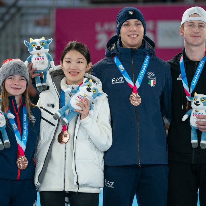 TeamGB's tweet photo. ❗️MEDAL ALERT❗️

Final day of action here at the Youth Olympics and it's bronze for @olivia_weedon in the mixed nation short track speed skating! 🥉

#Lausanne2020 https://t.co/j47acxSIQq