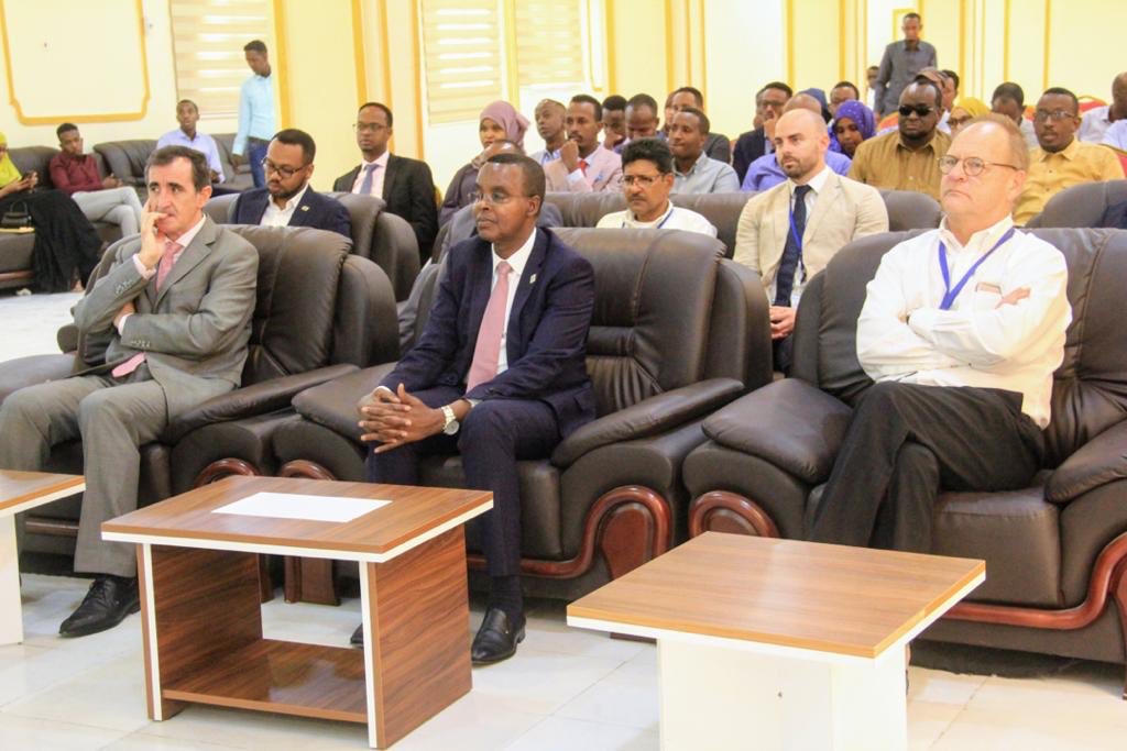 DSUBenadir's tweet photo. Focusing on youth, entrepreneurship and job creation - BRA along with @EU_in_Somalia and partners @UNDPSomalia @UNHabitat_Som successfully launched Sanqaad Incubator Center - Largest Incubation Center in the country. https://t.co/ChXAxrKOWw