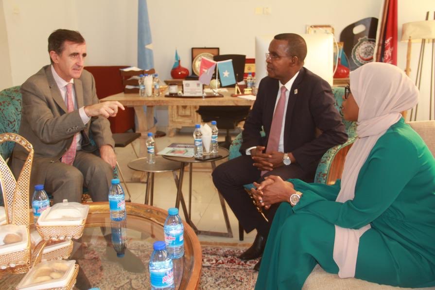 DSUBenadir's tweet photo. Focusing on youth, entrepreneurship and job creation - BRA along with @EU_in_Somalia and partners @UNDPSomalia @UNHabitat_Som successfully launched Sanqaad Incubator Center - Largest Incubation Center in the country. https://t.co/ChXAxrKOWw