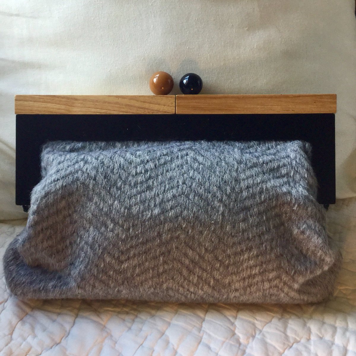 jo81_ret's tweet photo. Good morning everyone!! #elevenseshour 3 bags from my Etsy shop.. 2 in a gorgeous heavy mohair and 1 in stingray effect leather #bagsandpurses #britishcrafthour #crafthour #earlybiz #Elevenses #etsy #etsyukRT #handmadebyme #womaninbizhour #womeninbiz https://t.co/O4jWE4i9tO