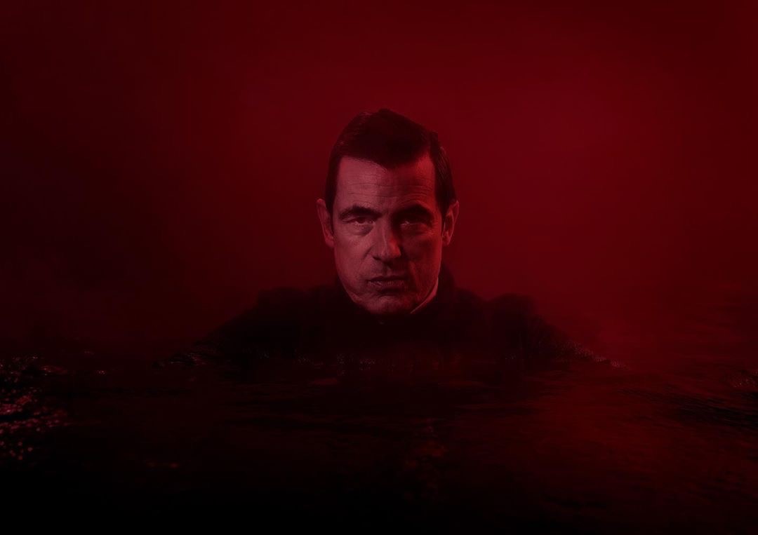 Fab new work from David Ellis for the brilliant Dracula adaptation for BBC &amp; Netflix

Find more of David’s work here: terrimanduca.co.uk/home.html…

Follow us on Instagram: instagram.com/terri_manduca_…

#horror #dracula #bbc #netflix #thriller #advertising #davidellis #portraiture #actor
