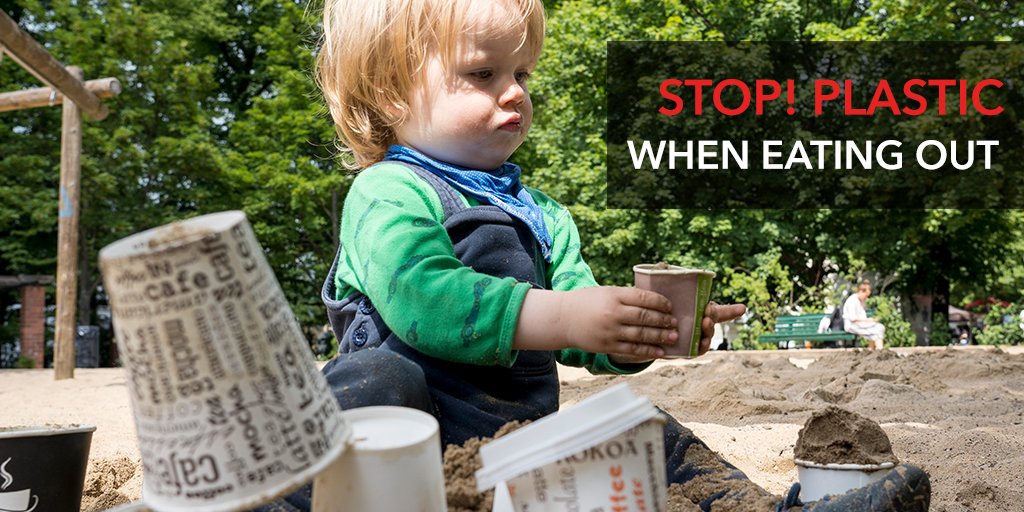 stopmicrowaste's tweet photo. Fast-Food and takeaway #packaging leads to a gigantic amount of #waste. A cardboard coffee or water cup always contains a #plastic coating. Only one in ten cups is actually #recycled. #Packaging made of #bioplastics is no alternative in any way. #stopplasticguide https://t.co/iO55XuGno5