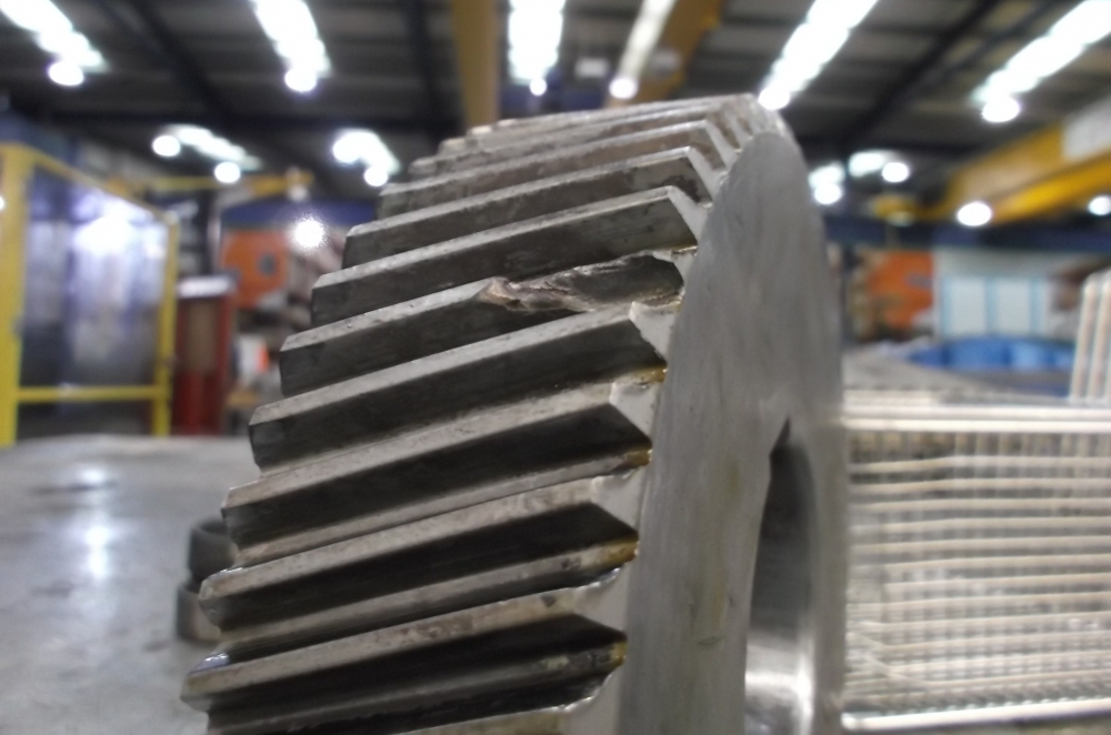 radicongears's tweet photo. We've recently completed the installation of the fifth set of case hardened gears on the Brae Alpha platform in the North Sea, helping to significantly reduce downtime on the rig. You can read the full story on our website: https://t.co/STdA9zEf67

#gearboxes
#oilrig
#oilandgas https://t.co/XJmr2Dd8FH