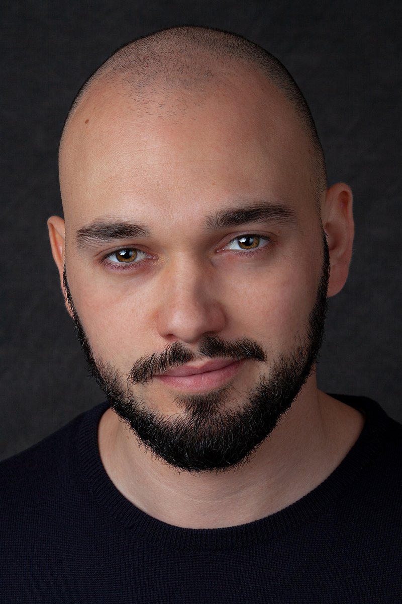 goldreels's tweet photo. Actor: Marco Borrani
Photographer: @Ale_De_Marco 

#headshot #goldreels #portrait #portraitphotography #studioshot https://t.co/CnFLvjZa3L