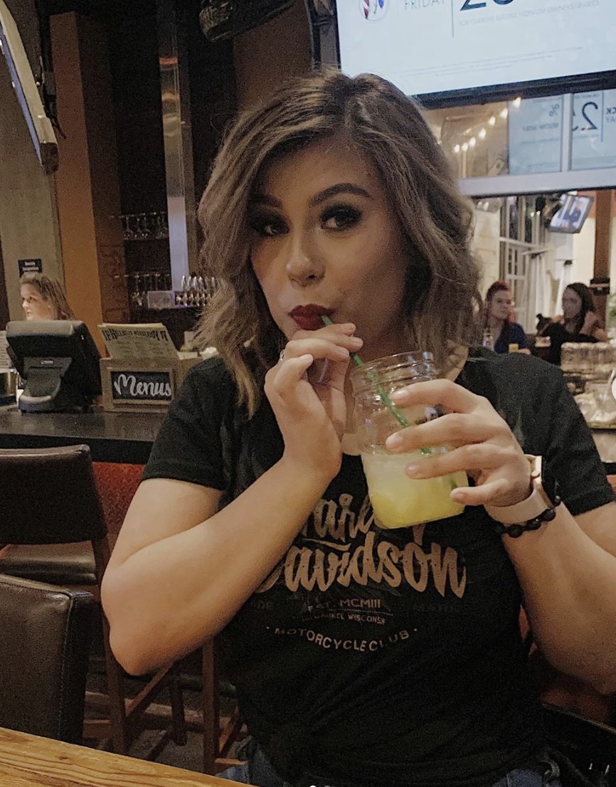 What's more delicious than a Pineapple Bomb? A 1/2 price pineapple bomb. Join us Monday-Friday for happy hour from 3pm-6pm and enjoy half off you call it. #HappyHour #BestAround #GetMashd #MashdLife #MashdFood      📸: @ alaina_aguirre