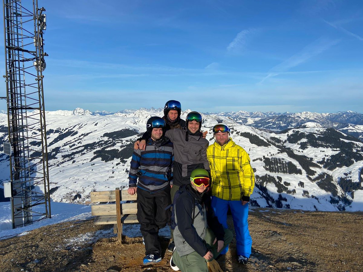 MJpunkt's tweet photo. Impressionen aus Saalbach-Hinterglemm Tag 2.
#saalbachhinterglemm #saalbach #zwölferkogel #bluebird #nopow #goodtimes
@saalbach_com https://t.co/cKiBpPqb1e
